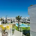 With Solarium In Laguna In Balcones In Appartement Torrevieja